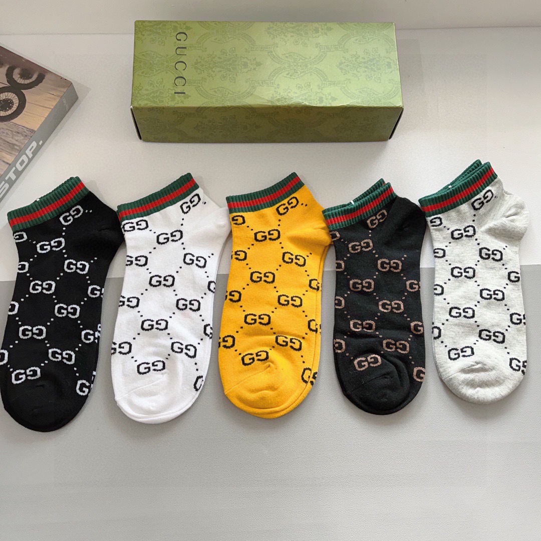 配包装（一盒5双） Gucci 古奇 ins超火爆小单品男女同款袜子，纯棉面料，潮人必备 ，Gucci 