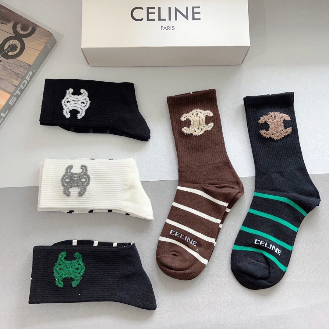 配包装（一盒5双）
CELINE  赛琳 新款长筒袜子、纯棉面料，专柜同 步长筒袜子，💛大牌出街，潮人必
