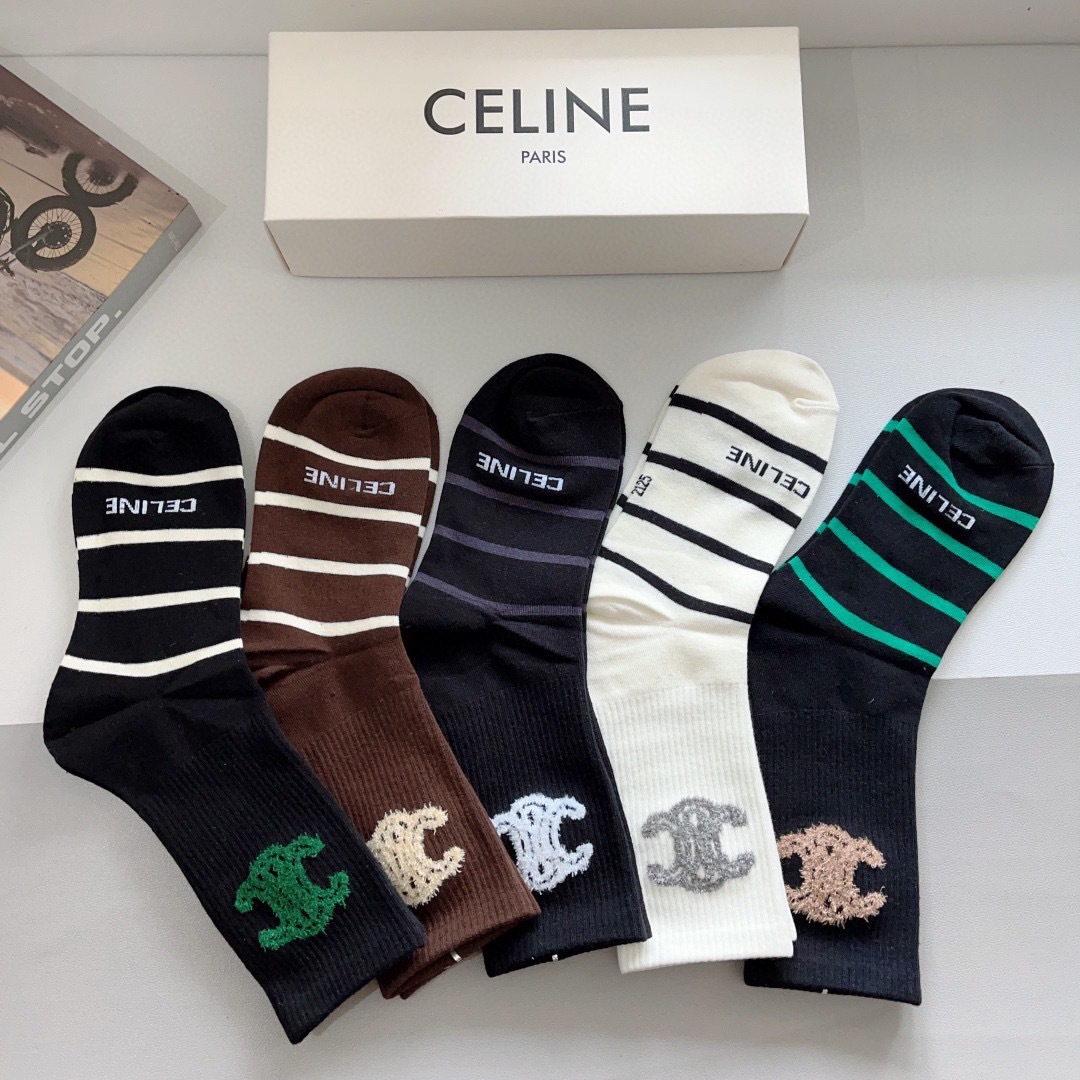 配包装（一盒5双）
CELINE  赛琳 新款长筒袜子、纯棉面料，专柜同 步长筒袜子，💛大牌出街，潮人必