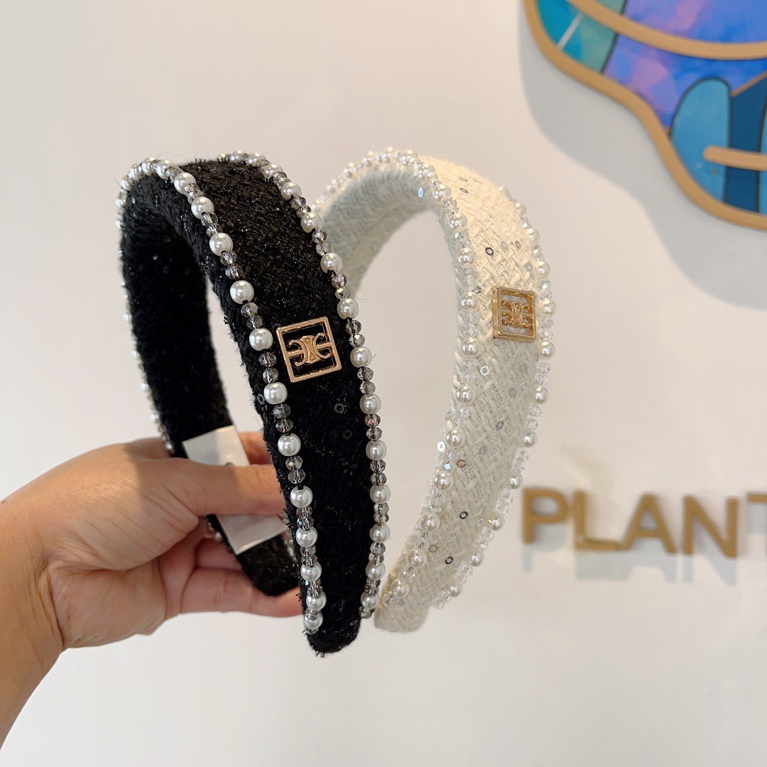 配包装
CELINE（赛琳）韩国新品小清新珍珠发箍，佩戴舒适无压力，造型搭配必备！时尚外出百搭款发饰！