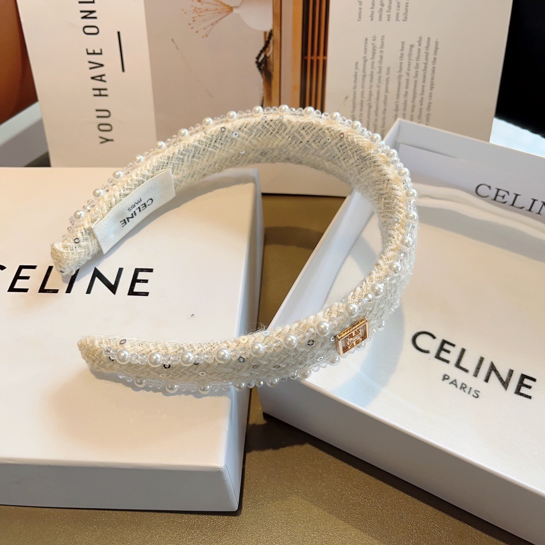 配包装
CELINE（赛琳）韩国新品小清新珍珠发箍，佩戴舒适无压力，造型搭配必备！时尚外出百搭款发饰！