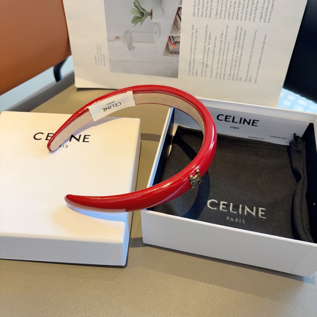配包装
CELINE（赛琳）韩版新品漆皮发箍，佩戴舒适无压力，造型搭配必备！时尚外出百搭款发饰！