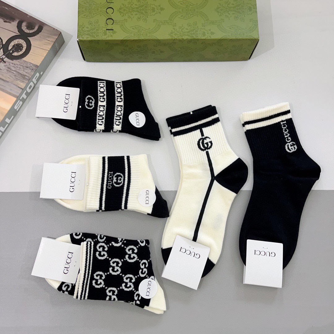 配包装（一盒5双） Gucci 古奇 ins超火爆小单品男女同款袜子，纯棉面料，潮人必备 ，Gucci 