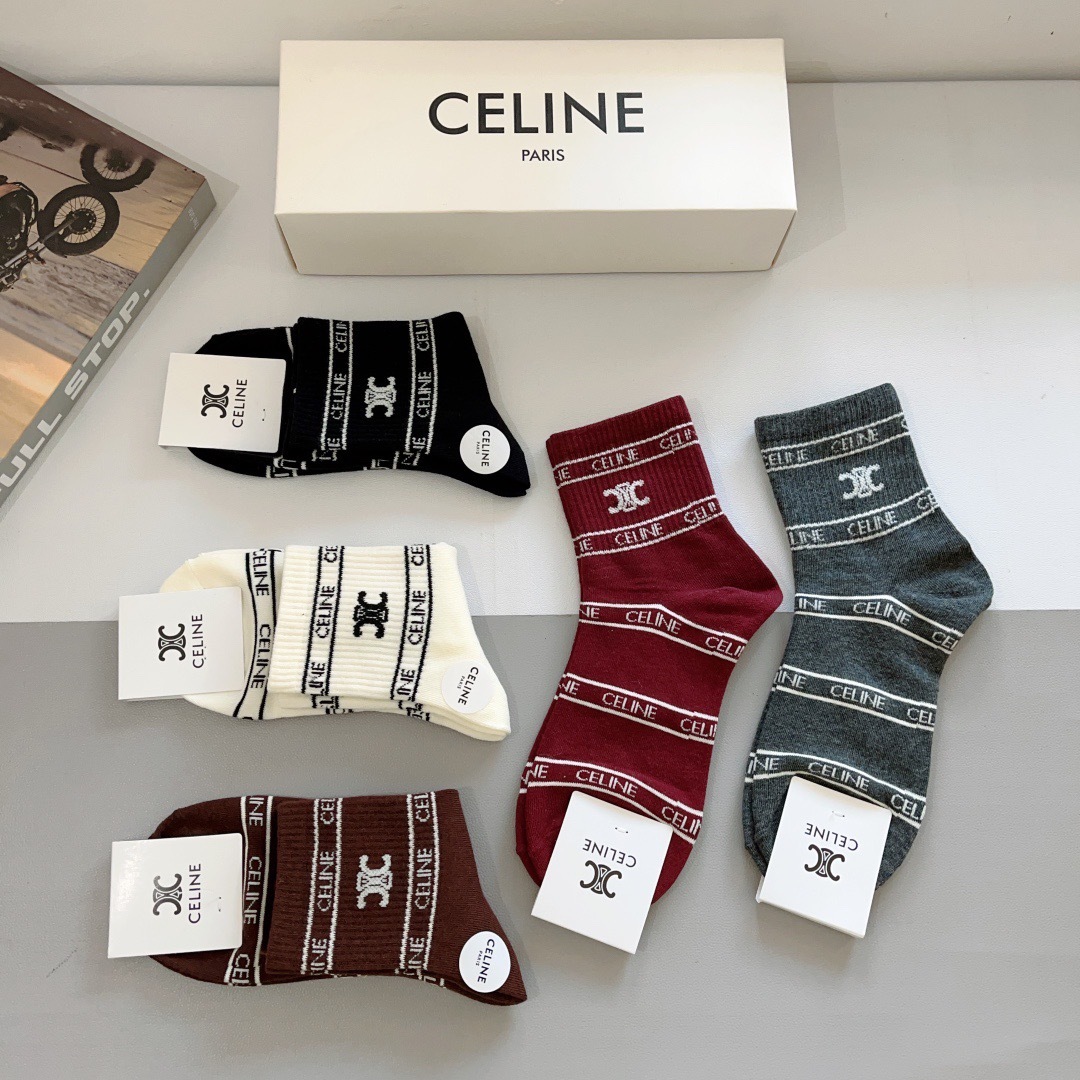 配包装（一盒5双）
CELINE  赛琳 新款中筒袜、纯棉面料，专柜同 步中筒袜子，💛大牌出街，潮人必备