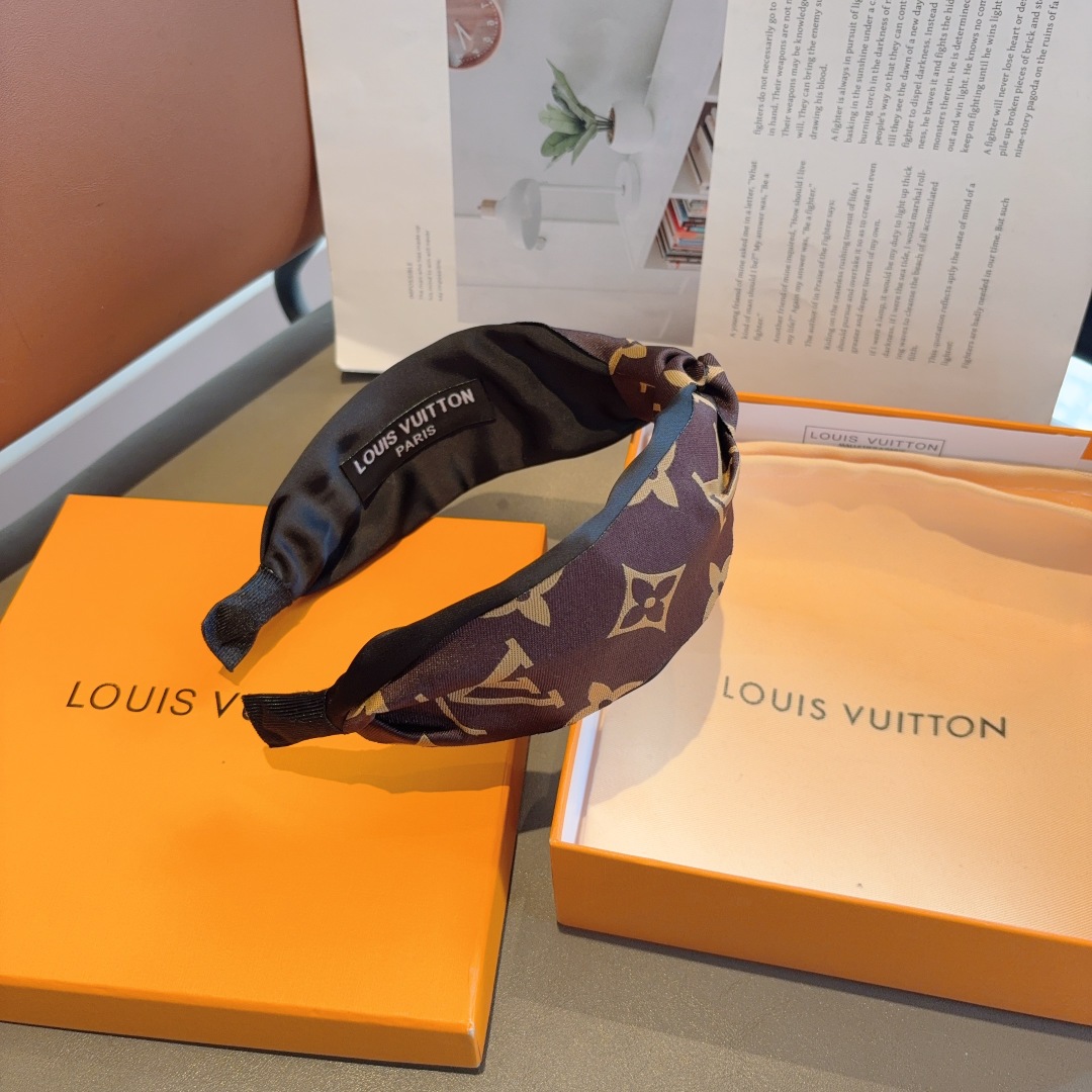 配包装
LV 路易威登 经典新款老花发箍，时尚宽边中间结头箍
