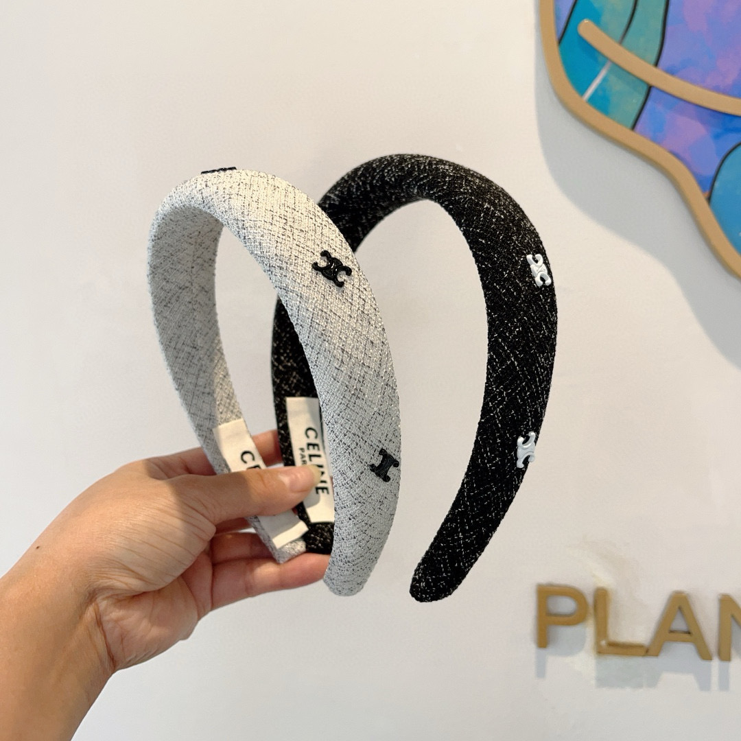 配包装
CELINE（赛琳）新品网红同款发箍，佩戴舒适无压力，造型搭配必备！时尚外出百搭款发饰！