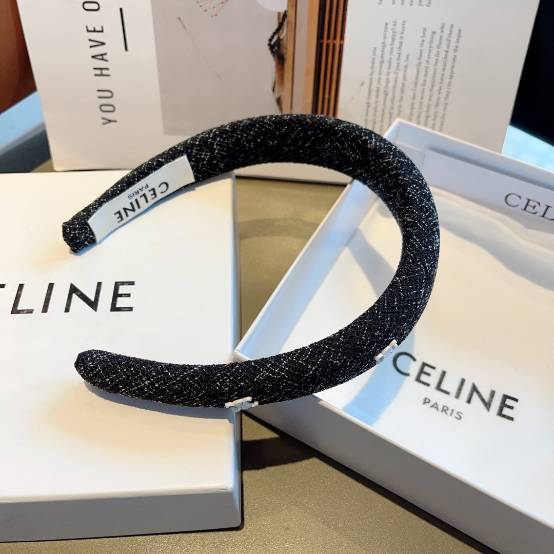 配包装
CELINE（赛琳）新品网红同款发箍，佩戴舒适无压力，造型搭配必备！时尚外出百搭款发饰！