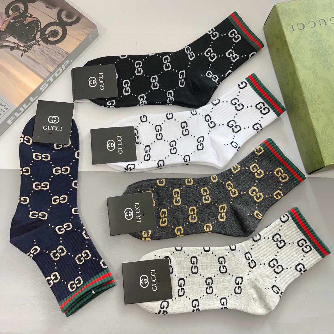 配包装（一盒5双）
 Gucci 古奇 ins超火爆男款中筒袜，纯棉面料，潮人必备 ，经典G家彩条针织织