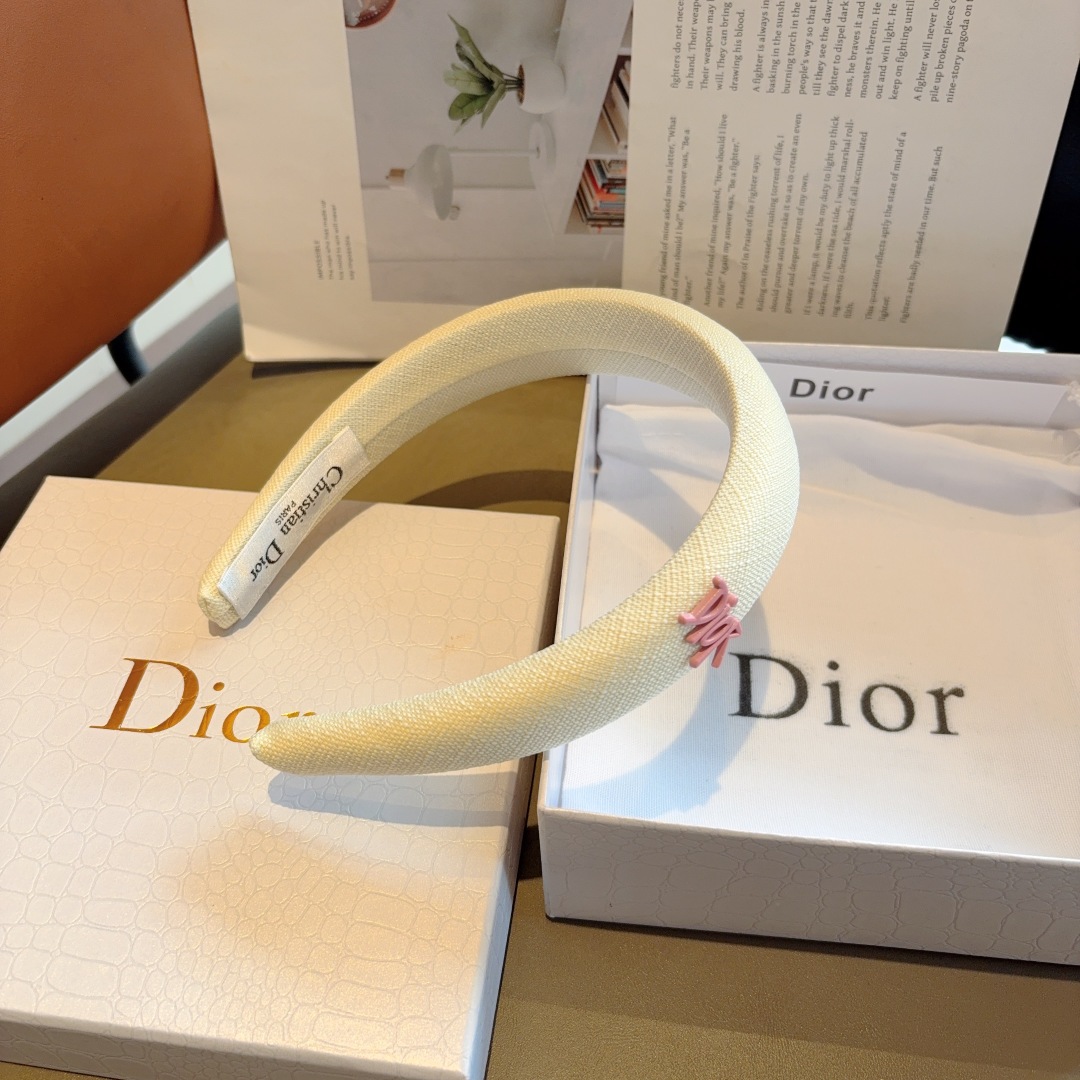 配包装
Dior（迪奥） 新款宽边高级感大牌发箍, 网红爆款防滑头箍、让你的魅力绽放 清新淑女范让时尚更