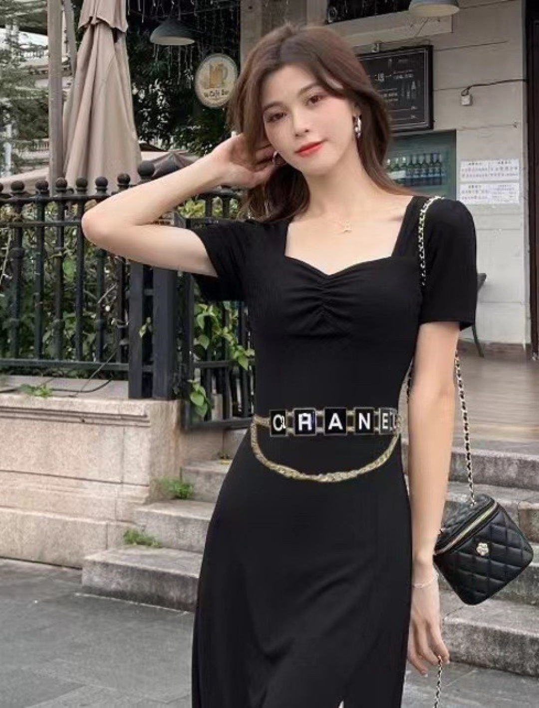 配包装
CHANEL （香奈儿） 新款金属链条腰链 项链 两用款，轻奢风高级感百搭款 女神必备单品，时尚