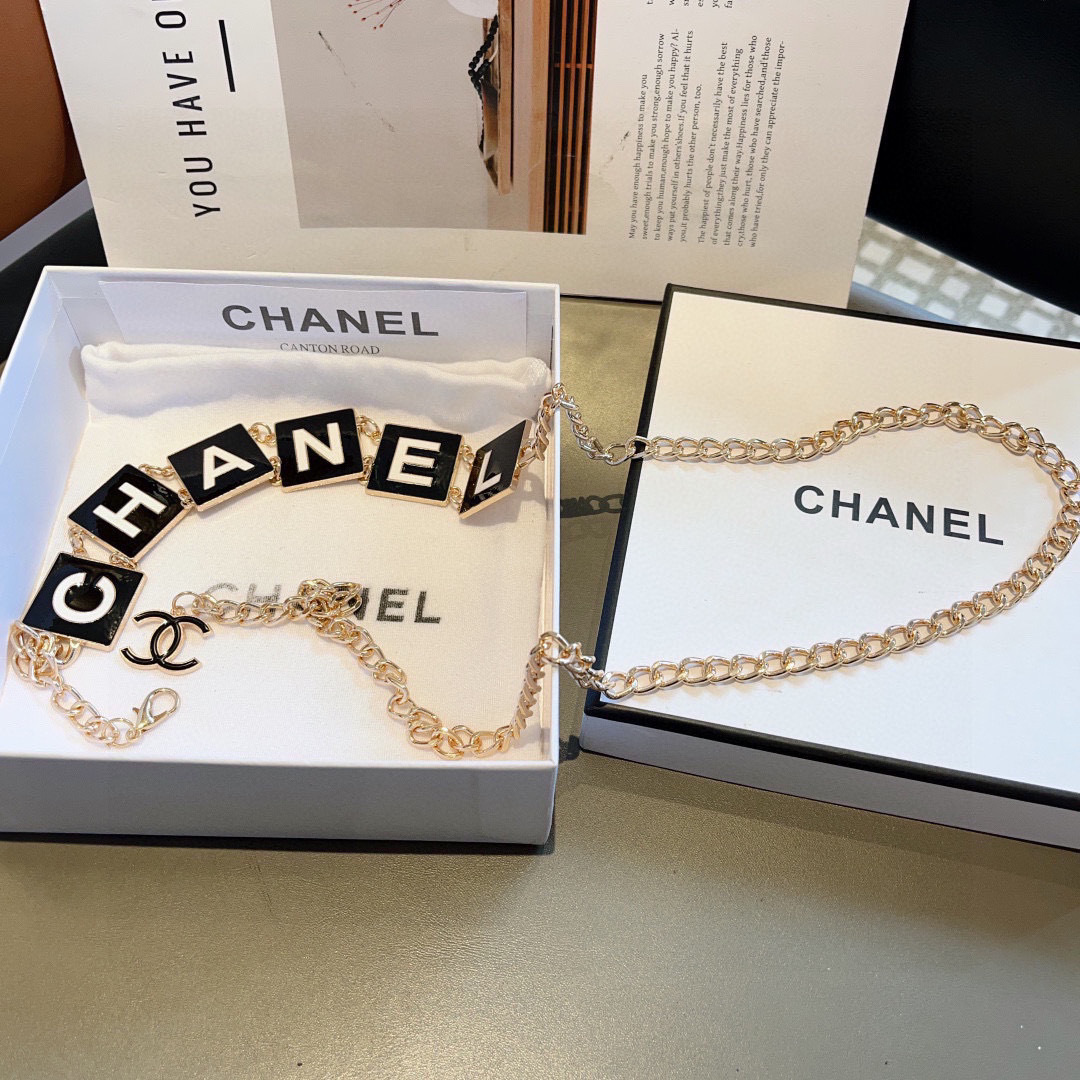 配包装
CHANEL （香奈儿） 新款金属链条腰链 项链 两用款，轻奢风高级感百搭款 女神必备单品，时尚