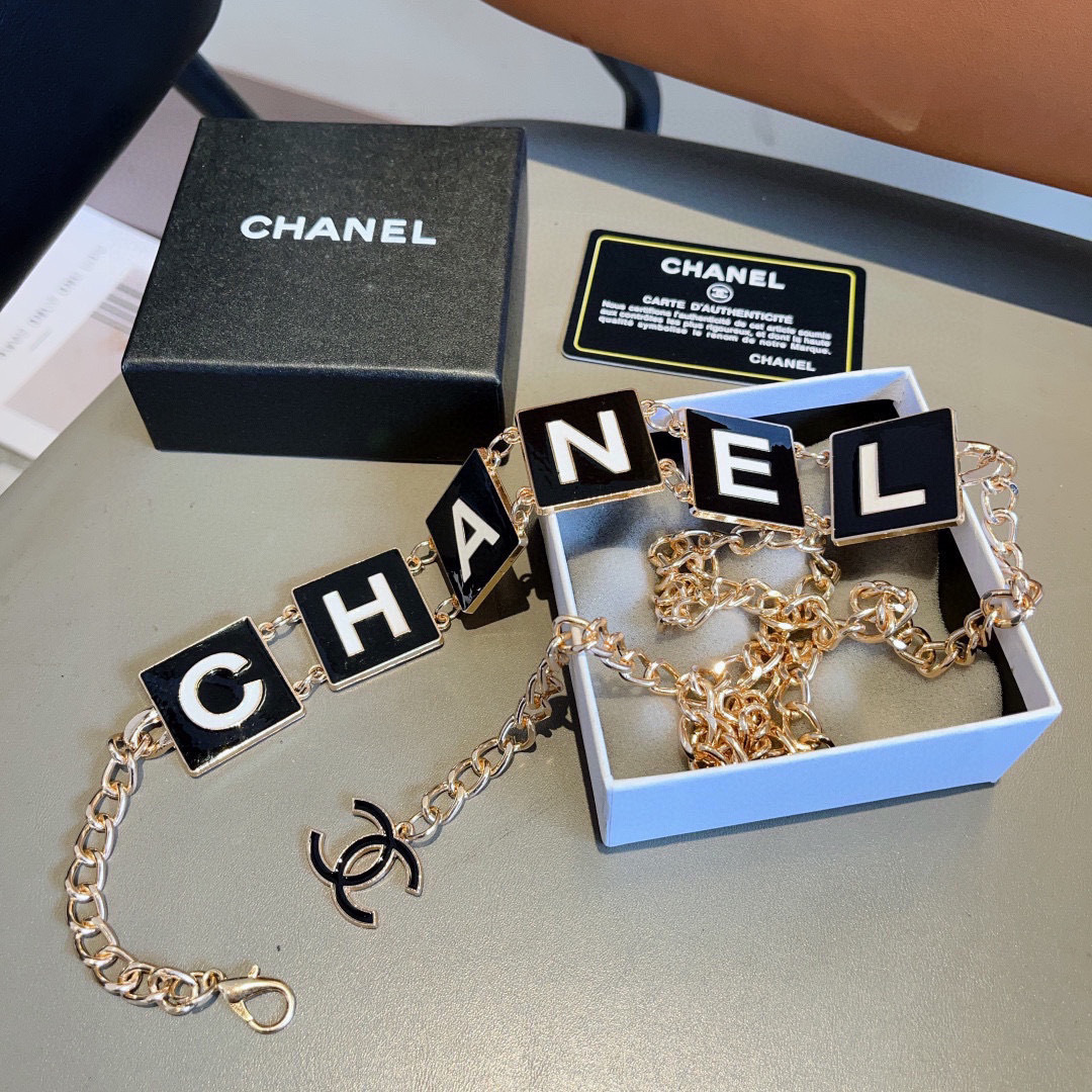 配包装
CHANEL （香奈儿） 新款金属链条腰链 项链 两用款，轻奢风高级感百搭款 女神必备单品，时尚