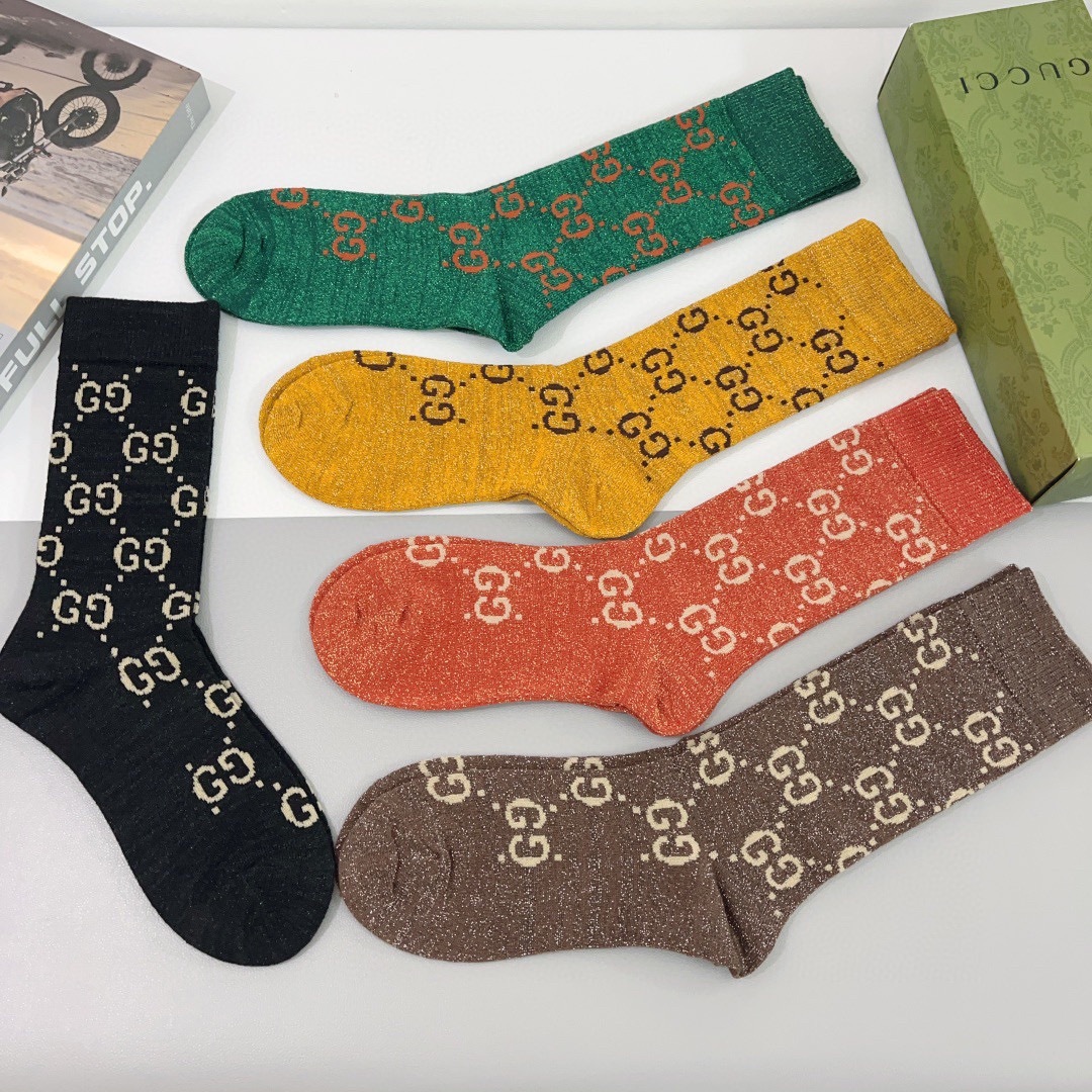 配包装（一盒5双）
 Gucci 古奇 ins超火爆长筒袜，纯棉面料，潮人必备 ，经典双G字母，个性时尚