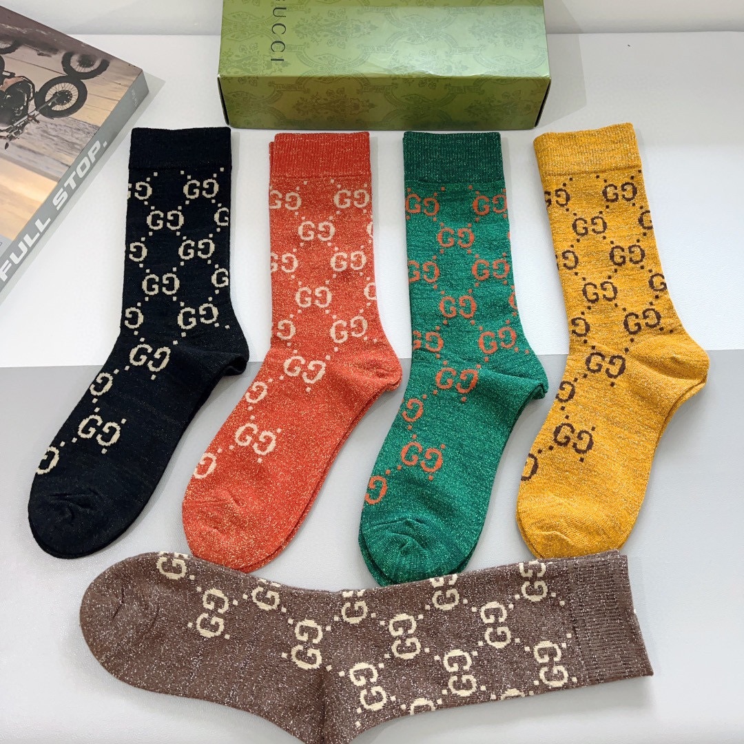 配包装（一盒5双）
 Gucci 古奇 ins超火爆长筒袜，纯棉面料，潮人必备 ，经典双G字母，个性时尚
