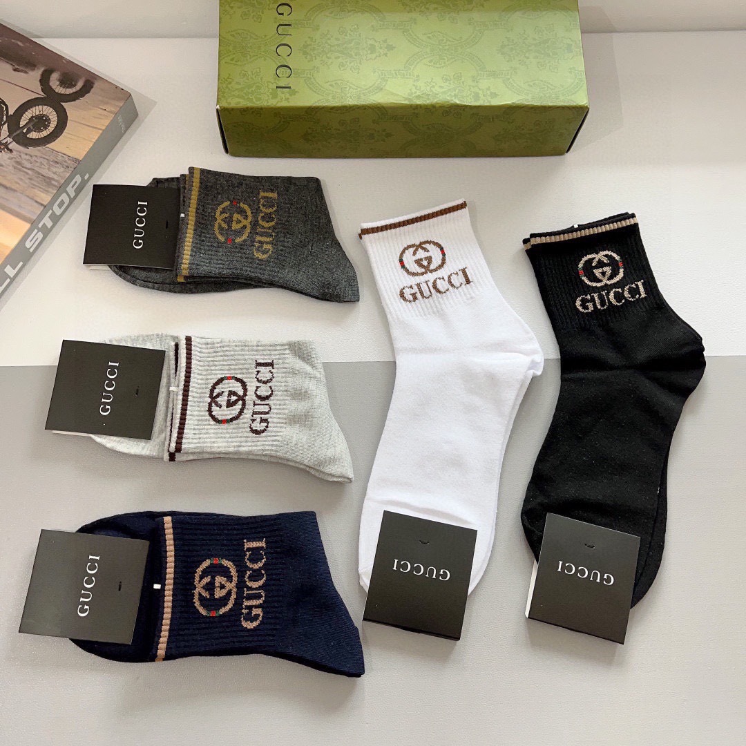 配包装（一盒5双）
GUCCI 古奇男士新款袜子！纯棉面料，经典图案，专柜同步中筒袜子，💛大牌出街，潮人