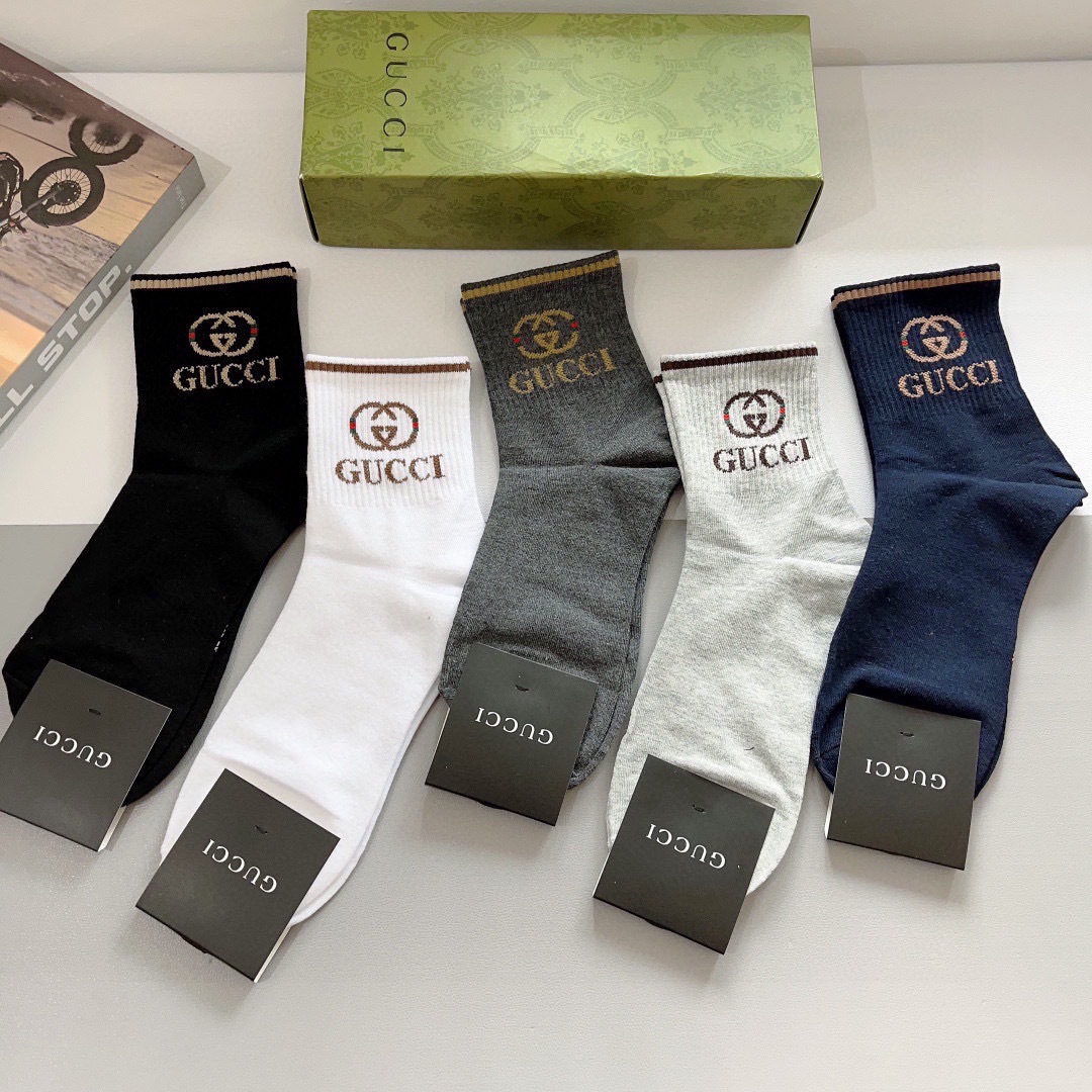 配包装（一盒5双）
GUCCI 古奇男士新款袜子！纯棉面料，经典图案，专柜同步中筒袜子，💛大牌出街，潮人
