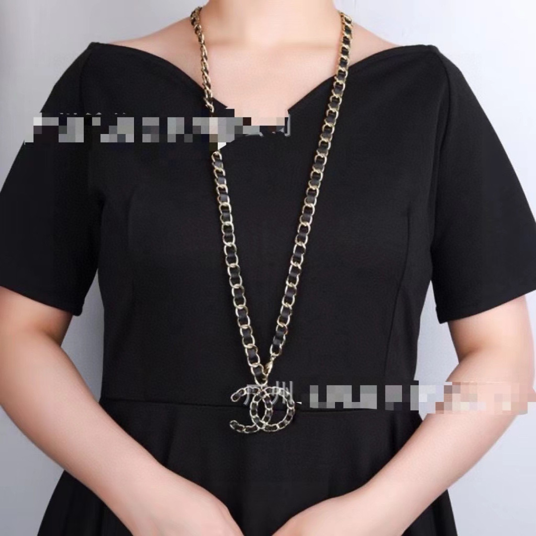 配包装
CHANEL （香奈儿） 新款金属链条编织腰链 项链 两用款，轻奢风高级感百搭款 女神必备单品，