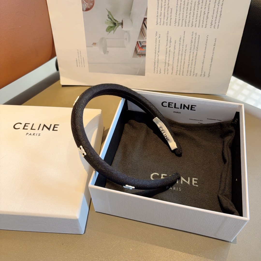 配包装
CELINE（赛琳）时尚网红新款发箍，显脸小头箍 佩戴舒适无压力，高级感外出非常时尚百搭
