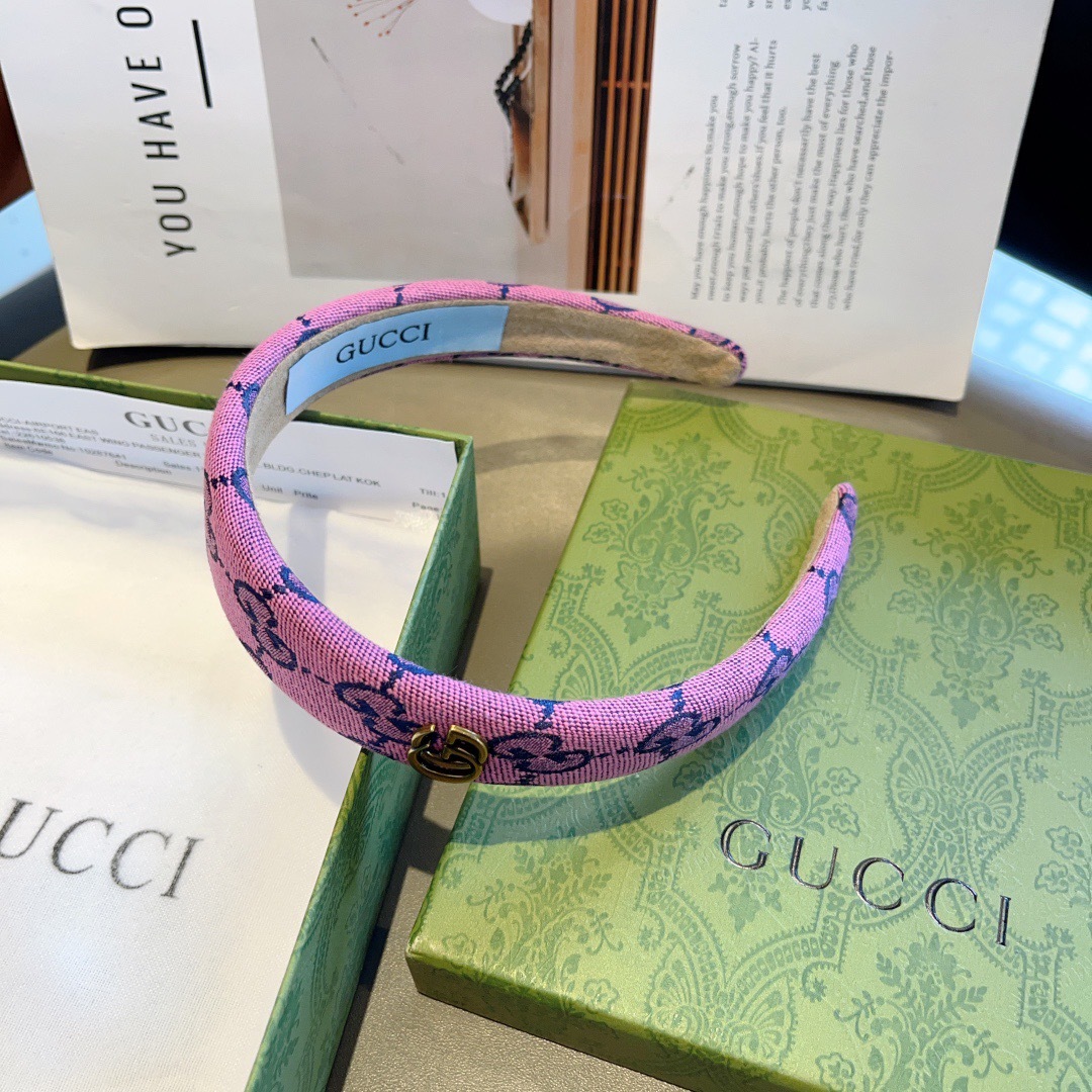 配包装
Gucci古奇 官方经典新款双G发箍，女神必备单品，非常百搭，时尚潮流