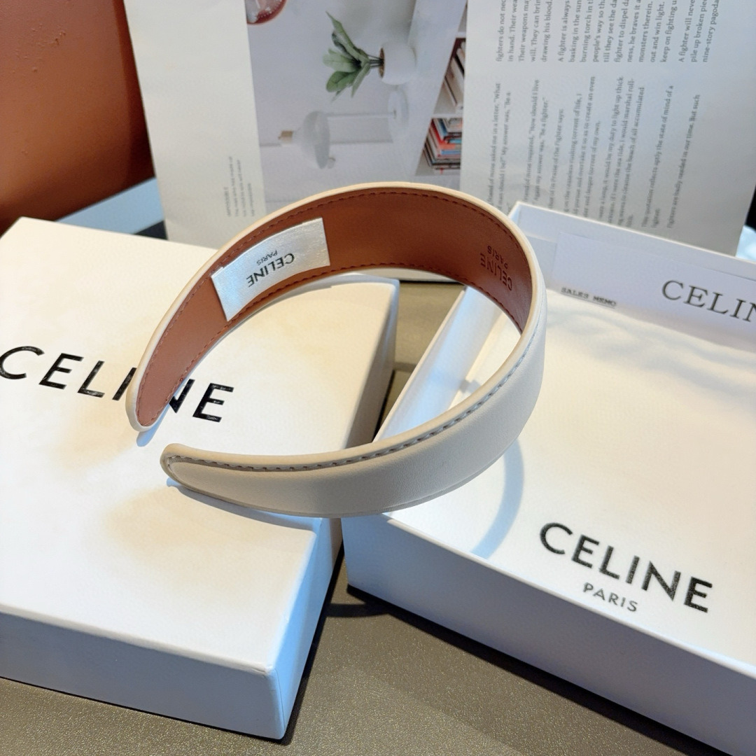 配包装
CELINE（赛琳）高版本新款韩版字母羊皮发箍，佩戴舒适无压力，造型搭配必备！时尚外出百搭款发饰