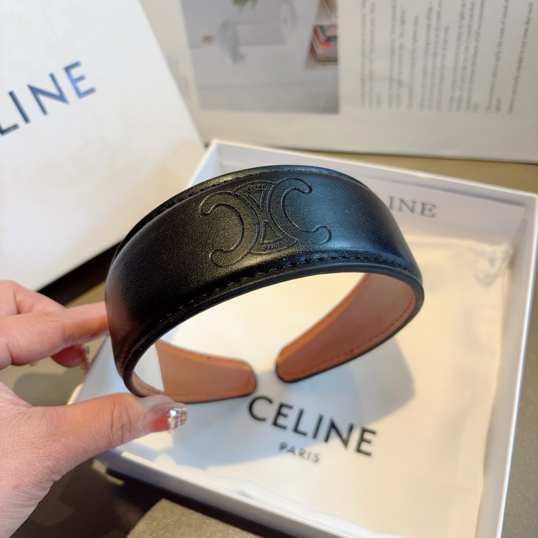 配包装
CELINE（赛琳）高版本新款韩版字母羊皮发箍，佩戴舒适无压力，造型搭配必备！时尚外出百搭款发饰