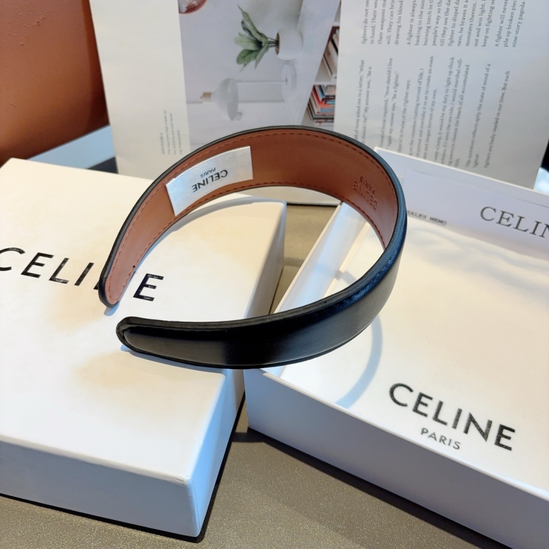 配包装
CELINE（赛琳）高版本新款韩版字母羊皮发箍，佩戴舒适无压力，造型搭配必备！时尚外出百搭款发饰