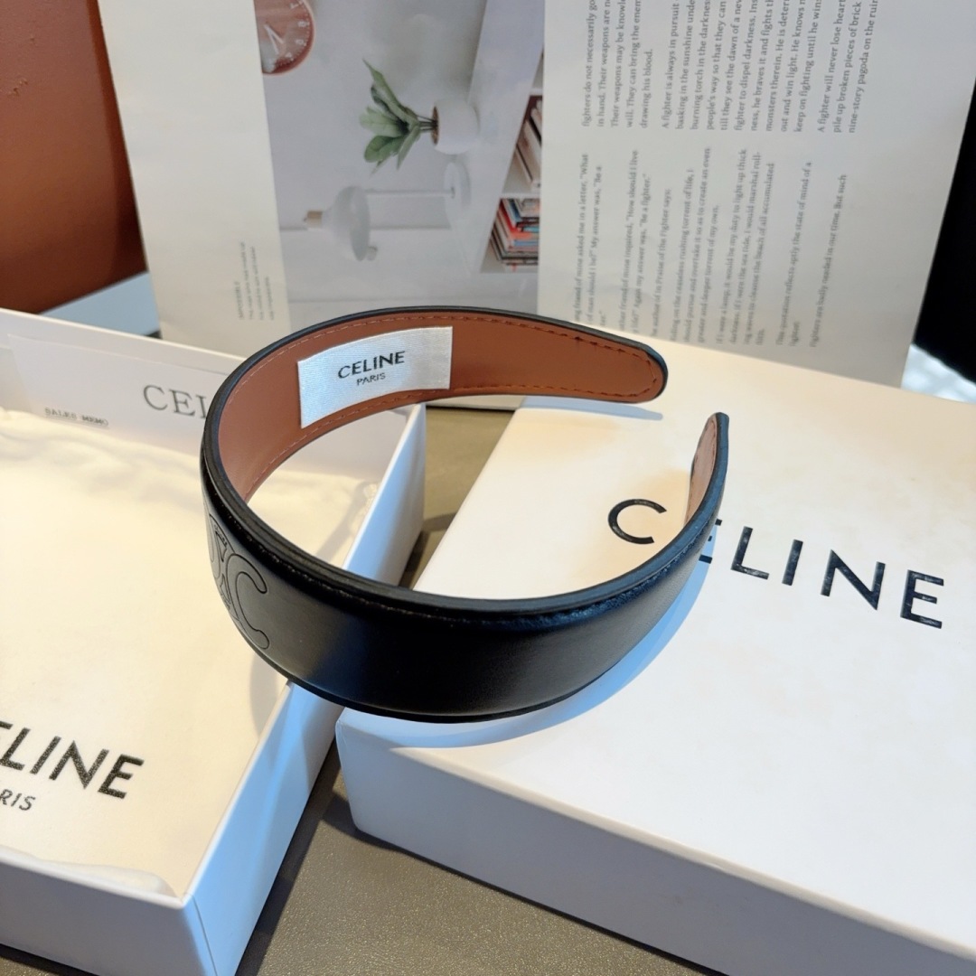 配包装
CELINE（赛琳）高版本新款韩版字母羊皮发箍，佩戴舒适无压力，造型搭配必备！时尚外出百搭款发饰