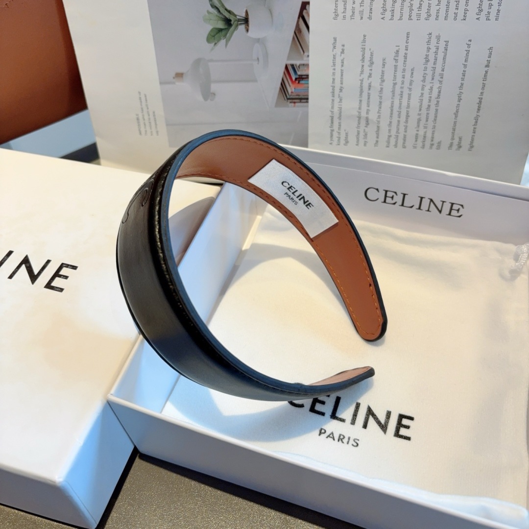 配包装
CELINE（赛琳）高版本新款韩版字母羊皮发箍，佩戴舒适无压力，造型搭配必备！时尚外出百搭款发饰