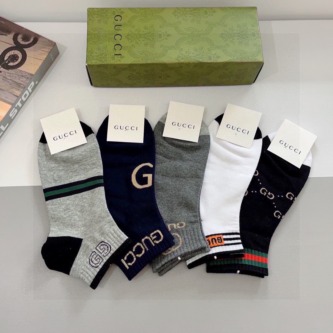配包装（一盒5双） Gucci 古奇 新款中筒男女通用袜，纯棉面料，潮人必备 ，爆款经典双G，个性时尚百