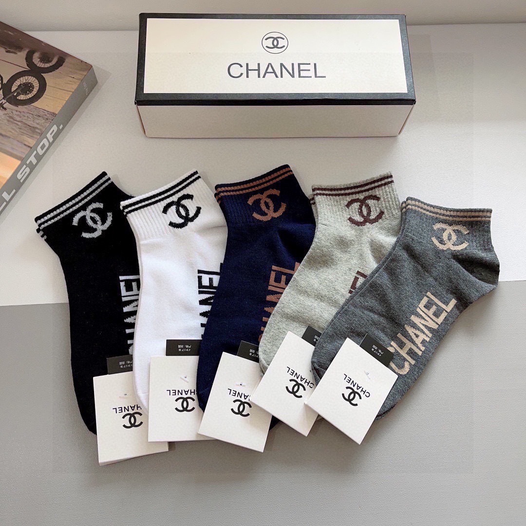 配包装（一盒5双）CHANEL（香奈儿） 新款高端袜子！爆款字母专柜同步船袜 袜子 💛大牌出街，潮人必备