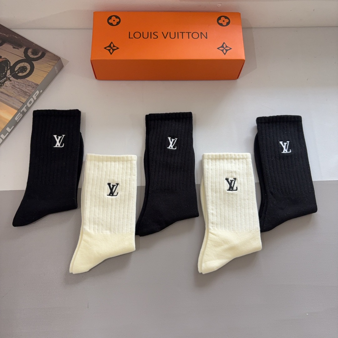 配包装【一盒5双】LV （路易威登）高版本刺绣长筒袜子🔥潮人必不可少的时尚专柜代购长筒袜子 ，超好搭配