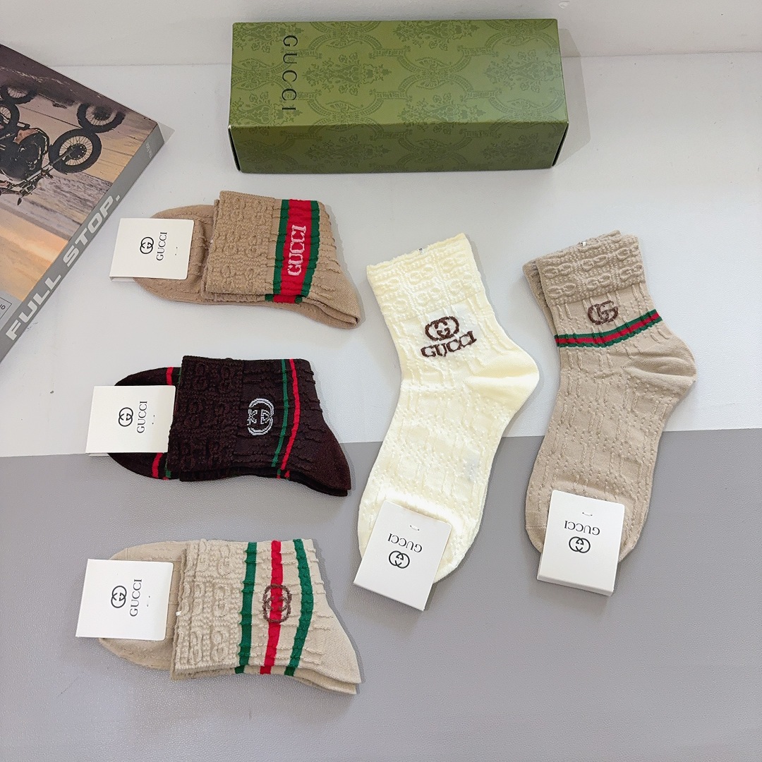 配包装（一盒5双）GUCCI 古奇 新款早秋中筒袜子！纯棉面料，经典图案，专柜同步中短筒袜子，大牌出街，