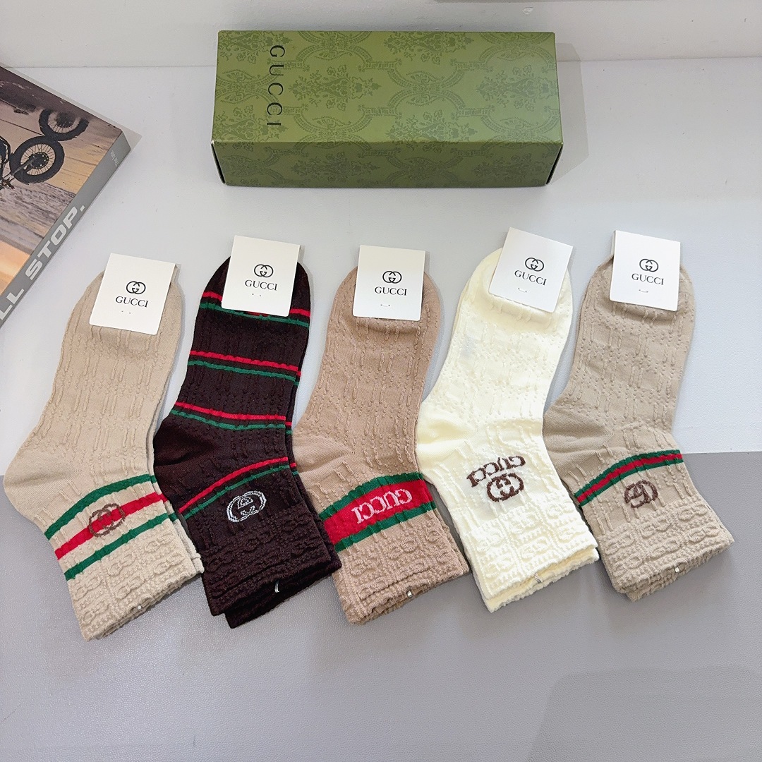 配包装（一盒5双）GUCCI 古奇 新款早秋中筒袜子！纯棉面料，经典图案，专柜同步中短筒袜子，大牌出街，