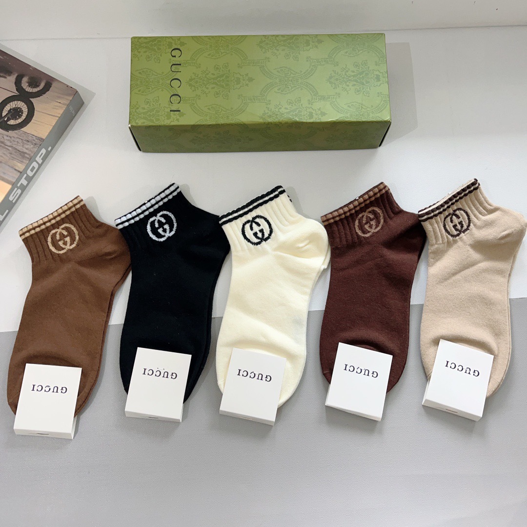 配包装（一盒5双） Gucci 古奇 ins超火爆小单品短款袜子，纯棉面料，潮人必备 ，Gucci 爆款