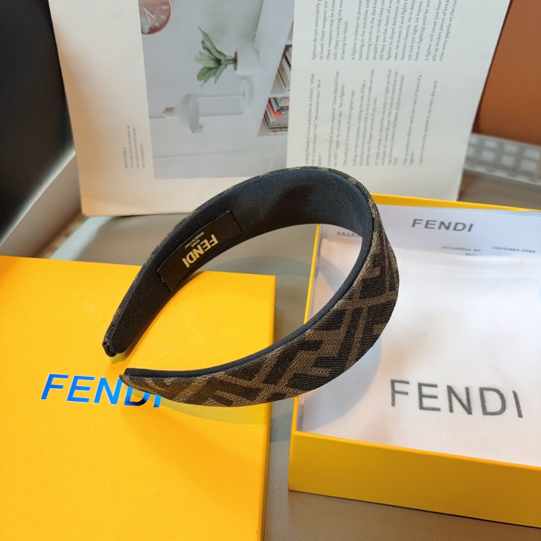 配包装FENDI（芬迪） 经典新款高版本双层大牌发箍, 网红爆款双F字母防滑头箍、让你的魅力绽放 清新淑