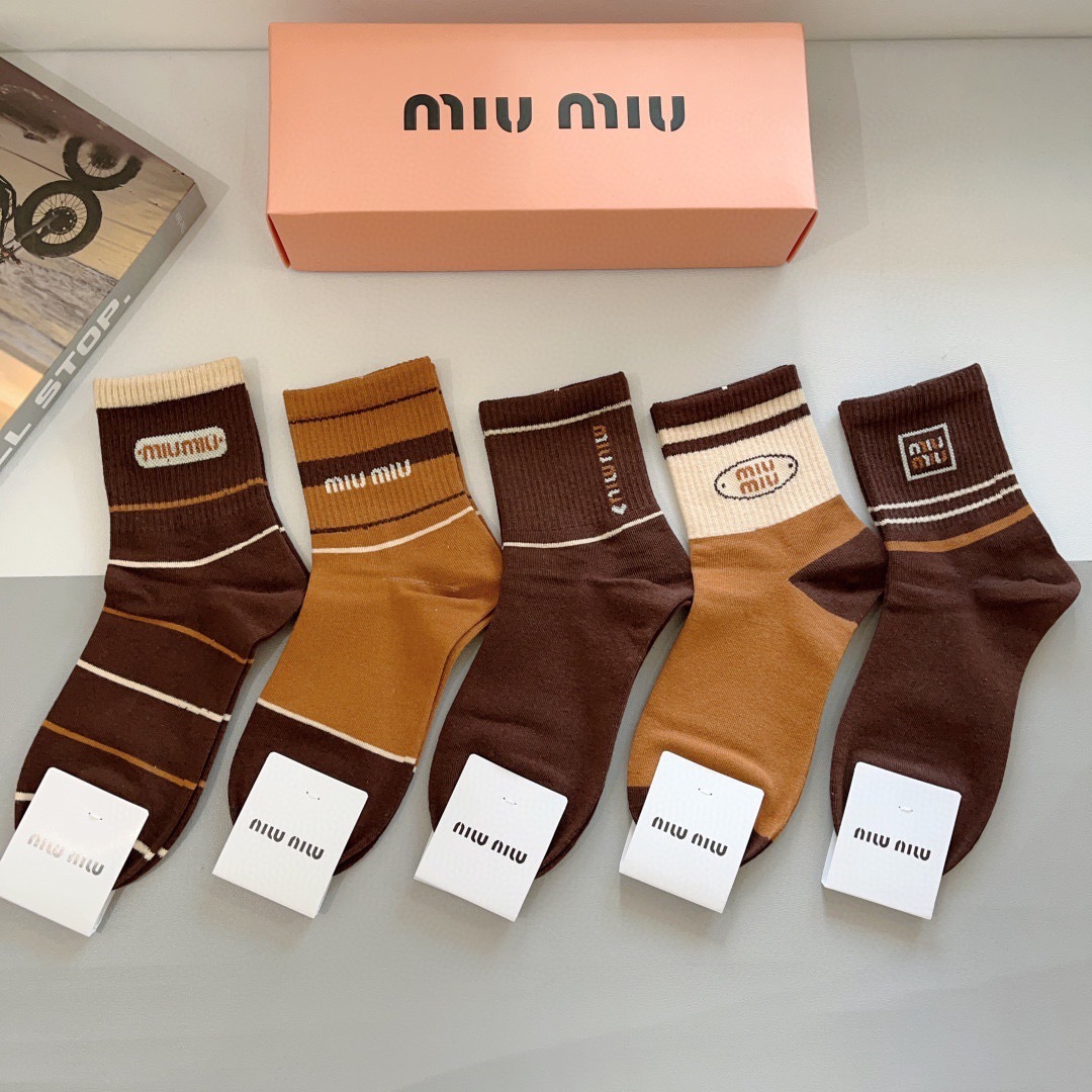 配包装【一盒5双】miumiu · 缪缪 高品质🔥超级爆款网红中筒袜子❗️ins明星网红推荐❗️火爆至极