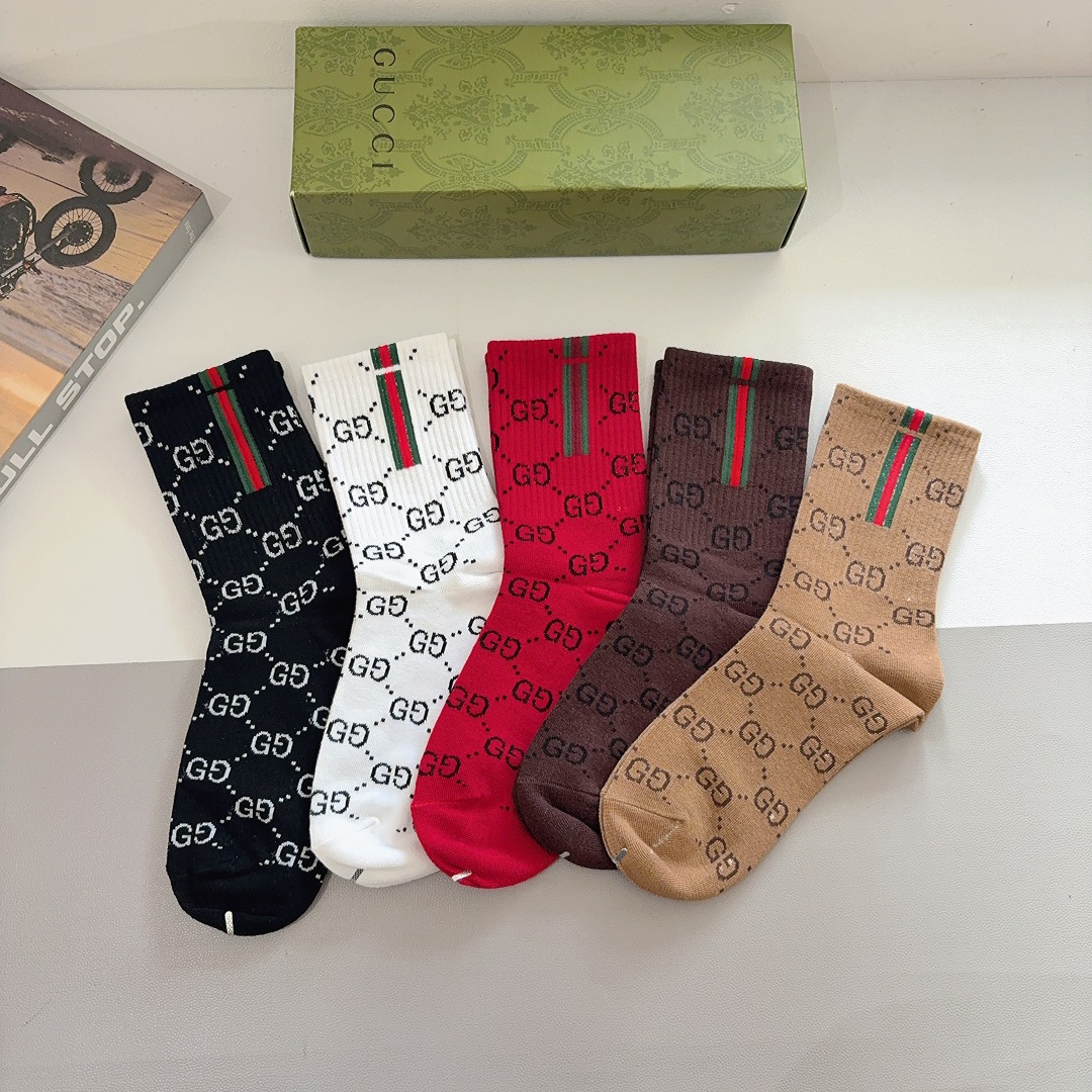配包装（一盒5双） Gucci 古奇 ins超火长筒袜子、纯棉面料，潮人必备 ，经典双G字母，个性时尚百