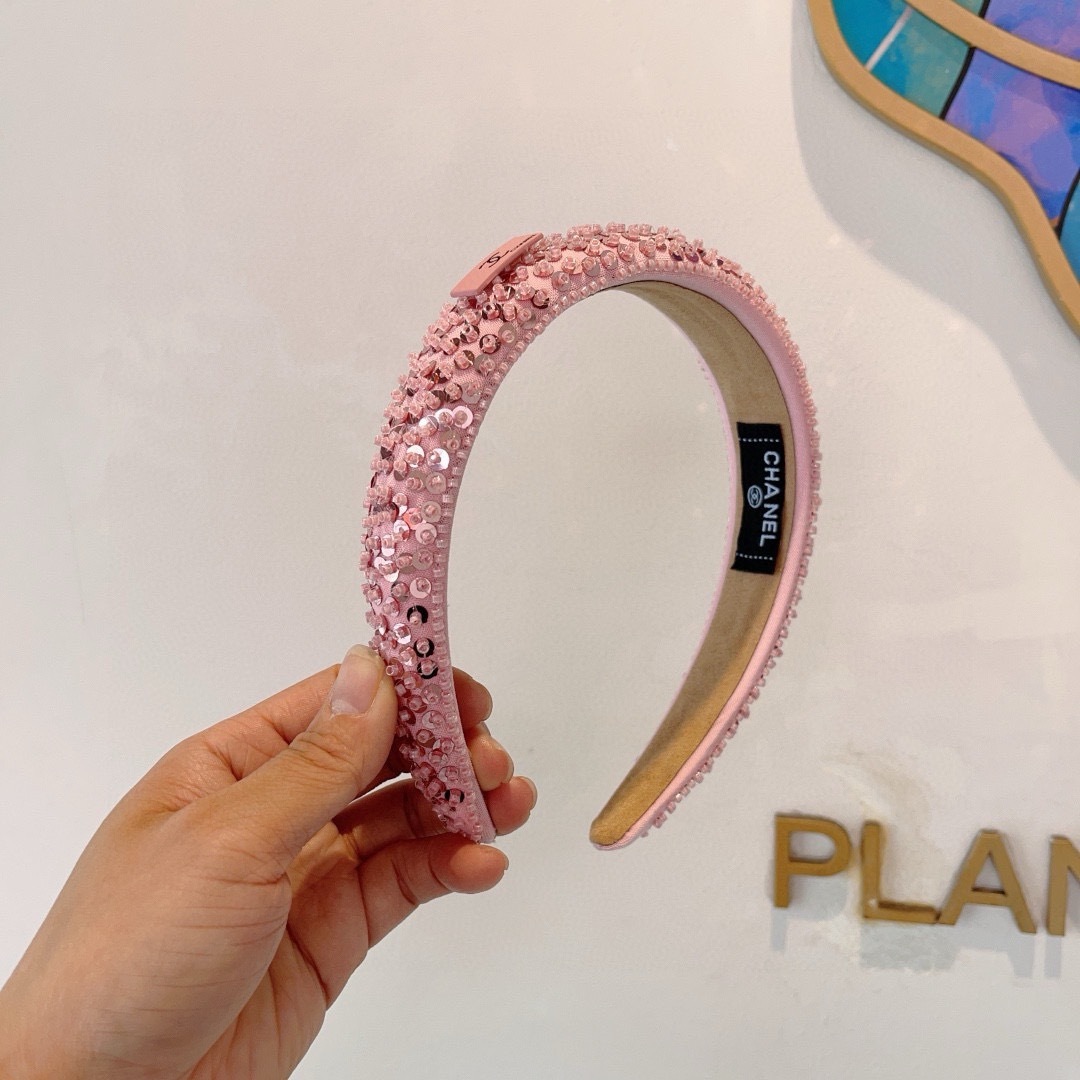 配包装CHANEL（香奈儿）新款欧美亮片闪钻小香发箍，新品巨显脸小头箍，网红爆款推荐 搭配高端双Ｃlog