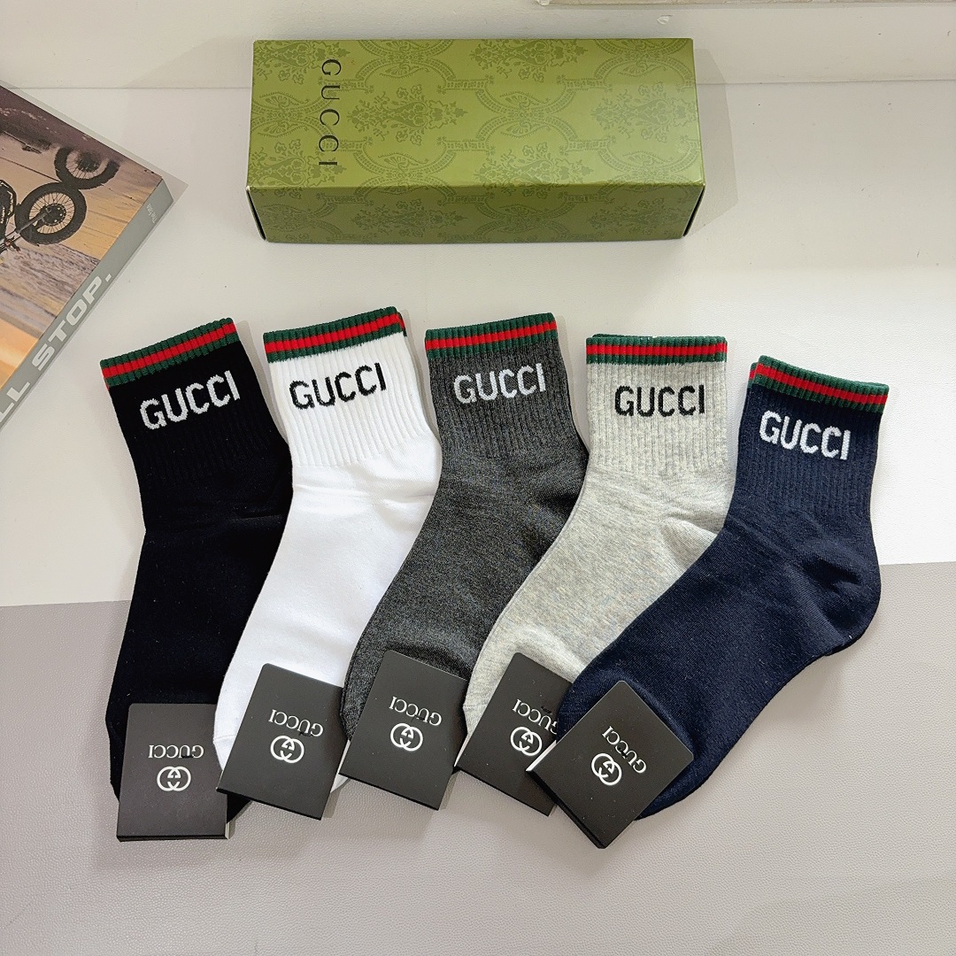 配包装（一盒5双） Gucci 古奇 新款中筒男款袜子，纯棉面料，潮人必备 ，Gucci 爆款，经典双G