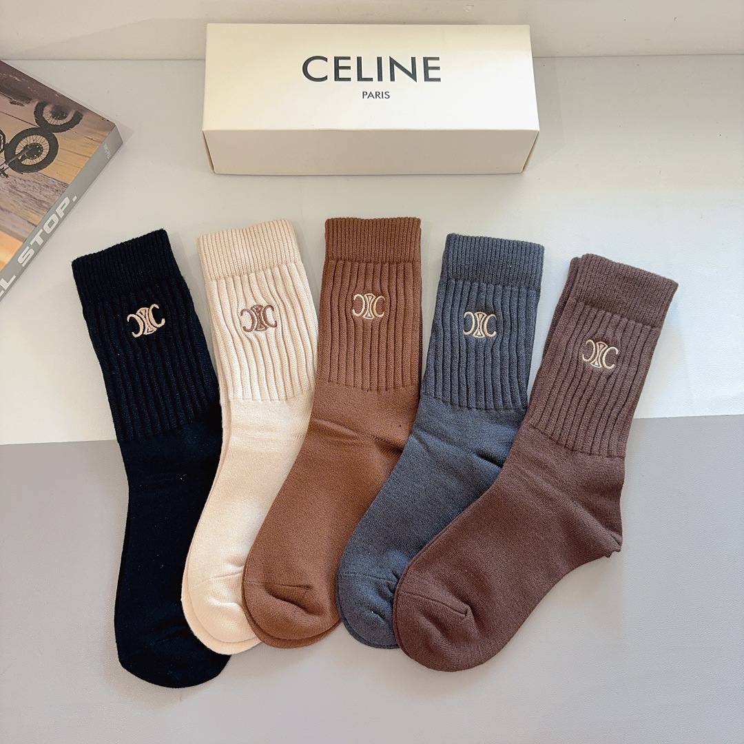 配包装【一盒5双】CELINE （赛琳）高版本羊绒刺绣长筒袜子🔥潮人必不可少的时尚专柜代购长筒袜子 ，超