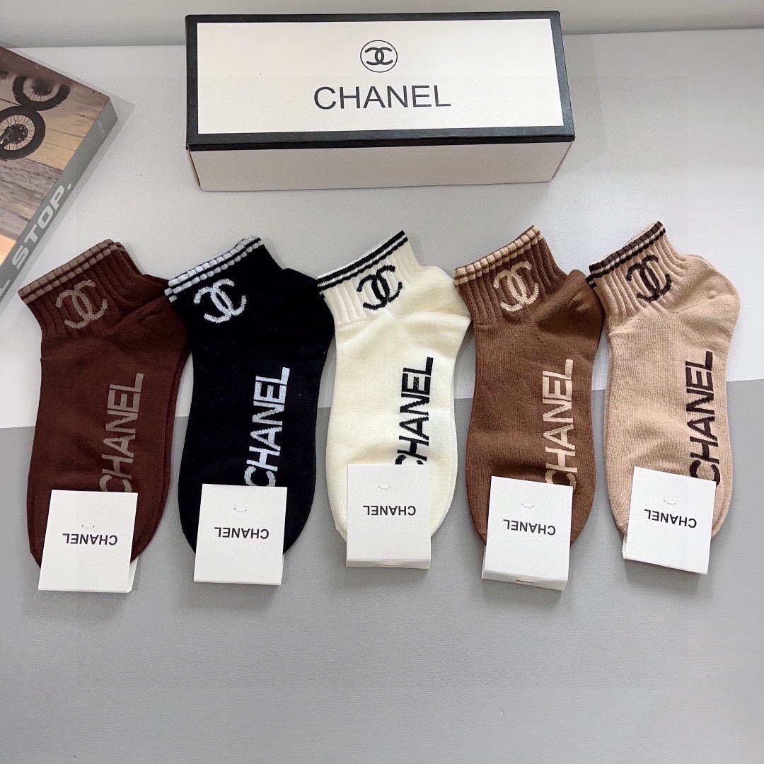配包装（一盒5双）CHANEL（香奈儿） 新款高端袜子！爆款字母专柜同步船袜 袜子 💛大牌出街，潮人必备