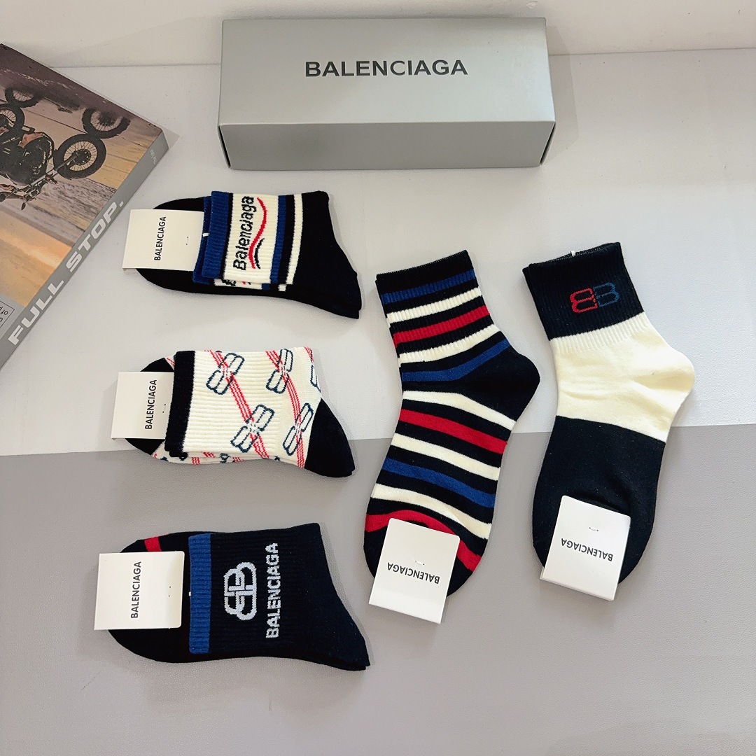 配包装【一盒5双】BALENCIAGA 巴黎世家 新款中筒袜子🔥潮人必不可少的时尚专柜代购袜子 ，超级时