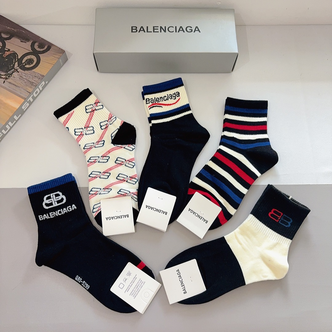配包装【一盒5双】BALENCIAGA 巴黎世家 新款中筒袜子🔥潮人必不可少的时尚专柜代购袜子 ，超级时