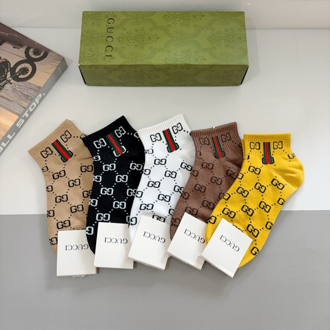 NO:542215,Packaging (one box of 5 pairs) GUCCI new short socks!  Pure cotton fabric, classic patterns, counter synchronous boat socks, big brands on the street, trendy people must have super easy to match with socks, stockings, socks, gucci, socks19860909配包装（一盒5双） GUCCI 古奇 新款短筒袜子！纯棉面料,经典图案,专柜同步船袜,大牌出街,潮人必备超好搭配袜子丝袜,袜子,gucci,socks,accessory