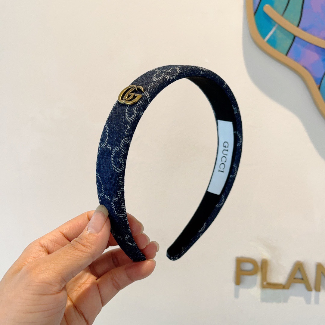 NO:555314,With packaging Gucci Gucci official new classic double G hairband, a must-have item for goddesses, very versatile, fashionable hairpins, hairpins, gucci, hairpins19860909配包装 Gucci古奇 官方经典新款双G发箍,女神必备单品,非常百搭,时尚潮流发夹,发夹,gucci,hairpins,accessory