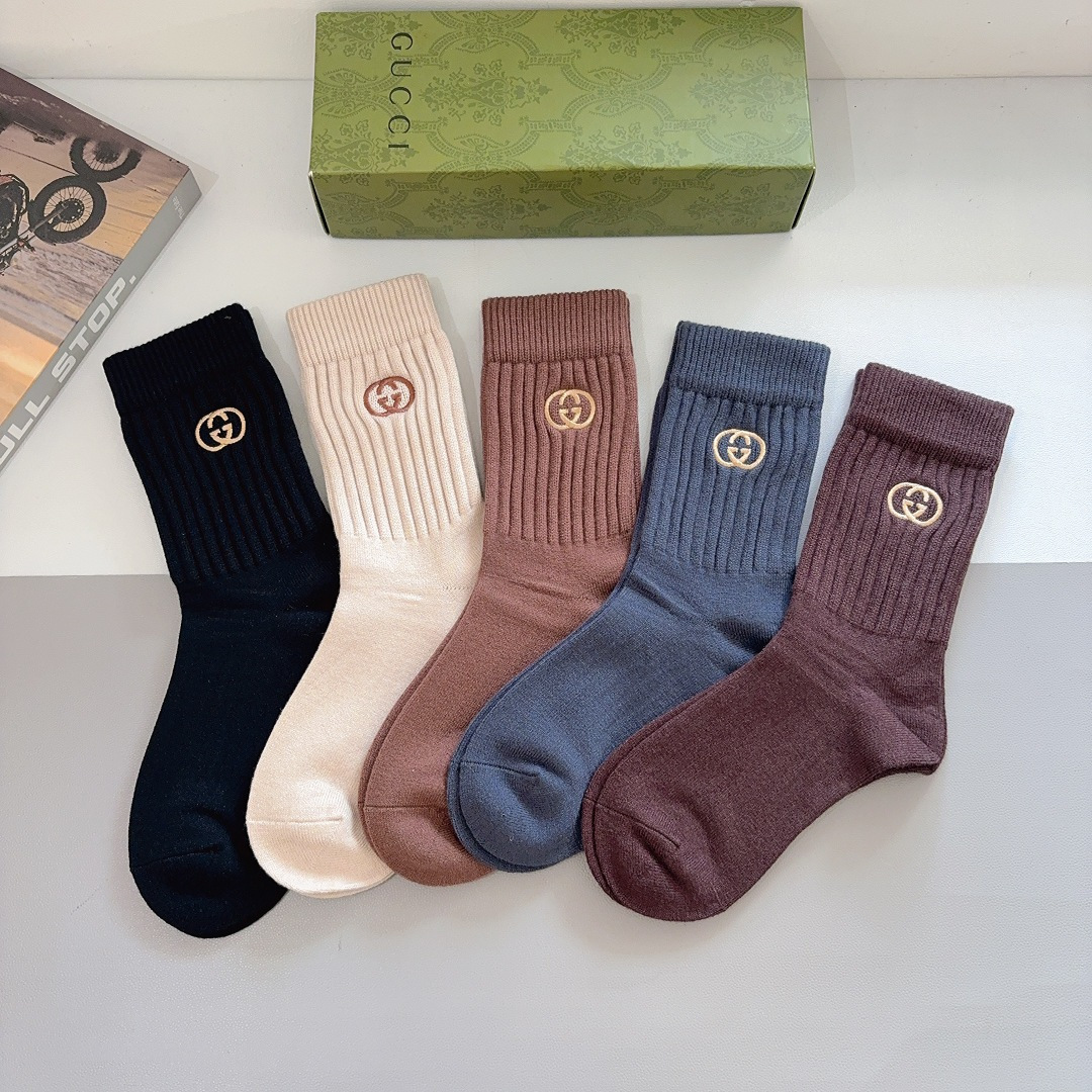 NO:584452,Comes with packaging [5 pairs in a box] Gucci (Gucci) high version embroidered cashmere stockings, a must-have for fashionistas, long stockings purchased at fashion counters, great for matching socks, stockings, stockings, gucci, socks19860909配包装【一盒5双】 Gucci（古奇）高版本刺绣羊绒长筒袜子潮人必不可少的时尚专柜代购长筒袜子 ,超好搭配袜子,丝袜,袜子,gucci,socks,accessory