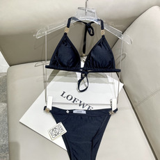 罗意威新款比基尼泳衣 定制对吧版五金 😍🥰适合多种场景的游泳衣🏊♀️海边 游泳池 温泉 水上乐园 漂 罗意威新款比基尼泳衣 定制对吧版五金 😍🥰适合多种场景的游泳衣🏊♀️海边 游泳池 温泉 水上乐园 漂