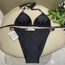 罗意威新款比基尼泳衣 定制对吧版五金 😍🥰适合多种场景的游泳衣🏊♀️海边 游泳池 温泉 水上乐园 漂 罗意威新款比基尼泳衣 定制对吧版五金 😍🥰适合多种场景的游泳衣🏊♀️海边 游泳池 温泉 水上乐园 漂