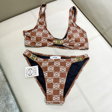 罗意威新款比基尼泳衣 定制对吧版五金 😍🥰适合多种场景的游泳衣🏊♀️海边 游泳池 温泉 水上乐园 漂 罗意威新款比基尼泳衣 定制对吧版五金 😍🥰适合多种场景的游泳衣🏊♀️海边 游泳池 温泉 水上乐园 漂