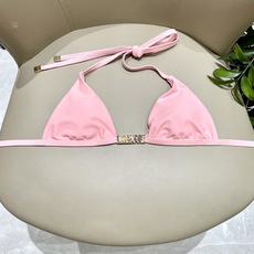 罗意威新款比基尼泳衣 定制对版五金 😍🥰适合多种场景的游泳衣🏊♀️海边 游泳池 温泉 水上乐园 漂流 罗意威新款比基尼泳衣 定制对版五金 😍🥰适合多种场景的游泳衣🏊♀️海边 游泳池 温泉 水上乐园 漂流